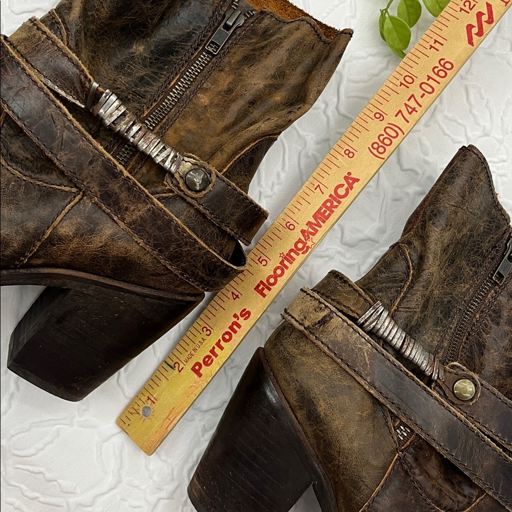Corral Boots - Picture 3 of 10
